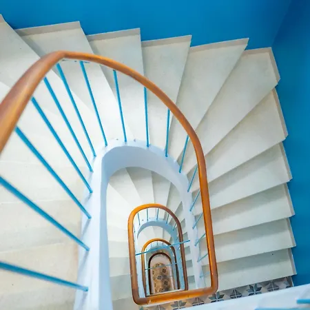 #401 Heart Of Vieil - Place Nationale-high-end Newly Renovated & Furnished Apartamento Antibes