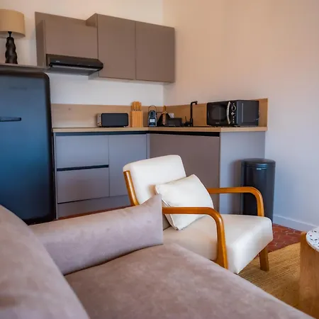 #401 Heart Of Vieil - Place Nationale-high-end Newly Renovated & Furnished Antibes