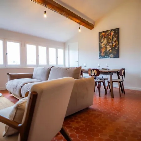 Apartamento #401 Heart Of Vieil - Place Nationale-high-end Newly Renovated & Furnished *